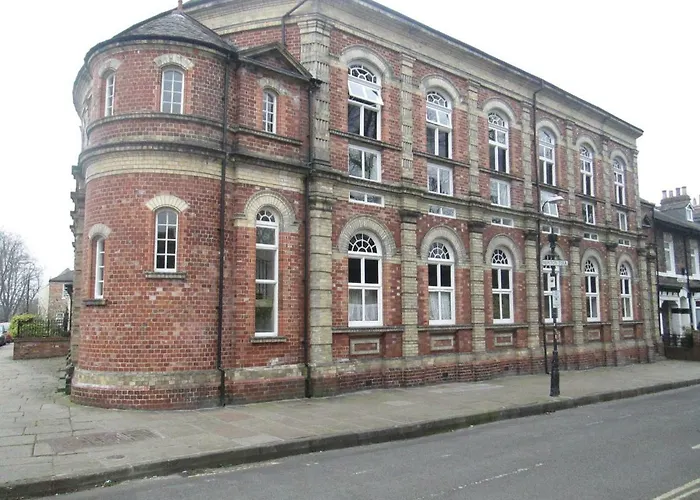 Victoria Bar Apartments